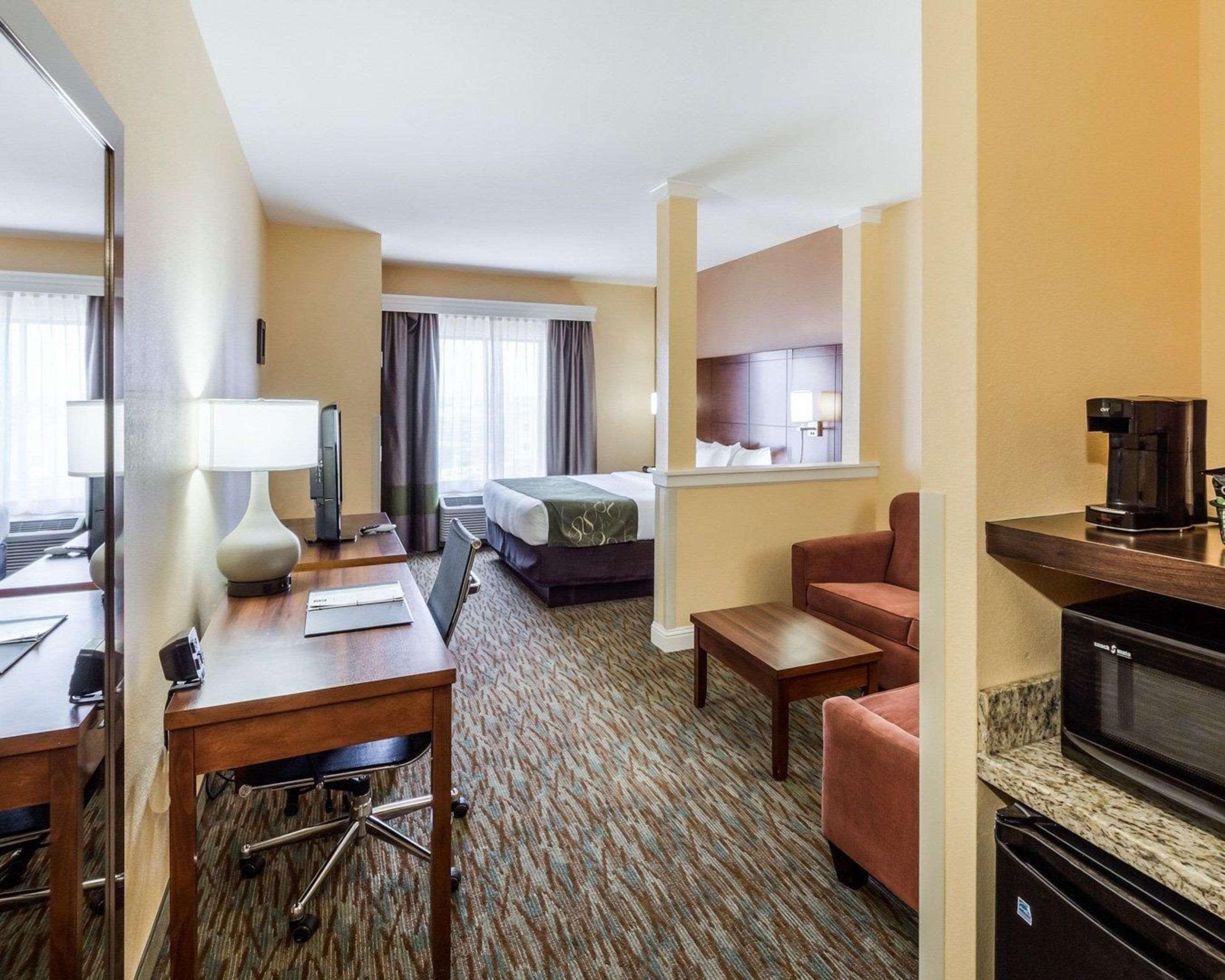 Comfort Suites Cotulla Near I-35 Екстериор снимка