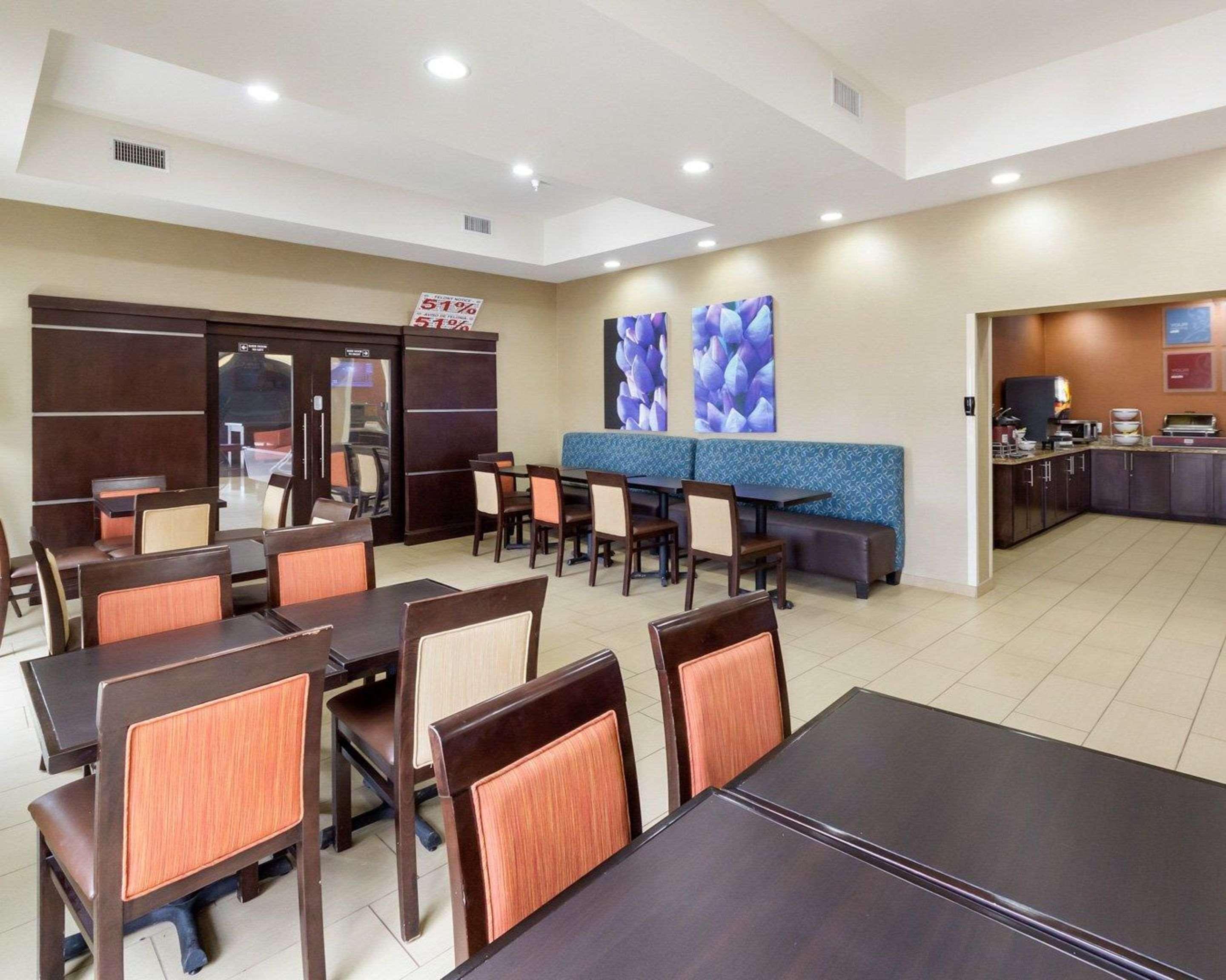 Comfort Suites Cotulla Near I-35 Екстериор снимка