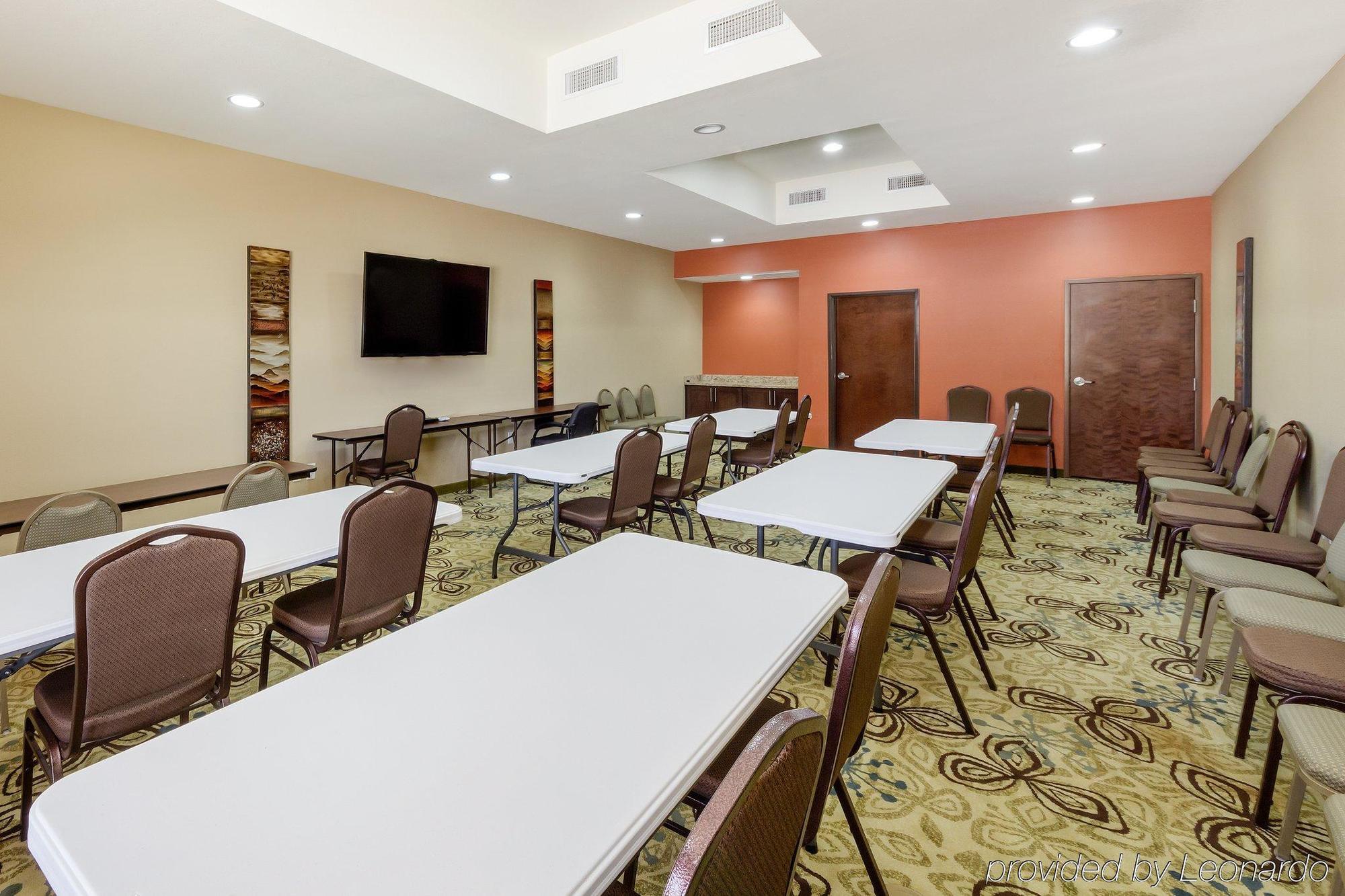 Comfort Suites Cotulla Near I-35 Екстериор снимка