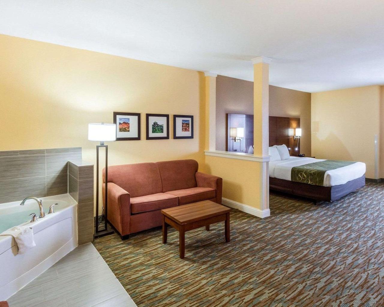 Comfort Suites Cotulla Near I-35 Екстериор снимка