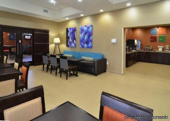 Comfort Suites Cotulla Near I-35 Екстериор снимка